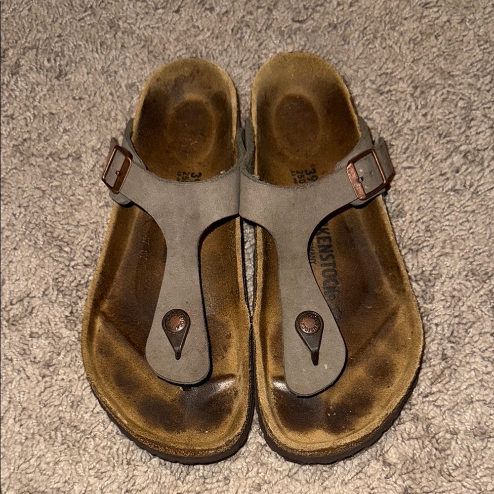 Birkenstock Thong Sandals size 39